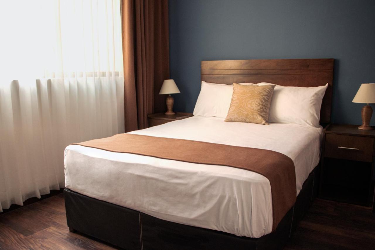 Viamonte House Boutique Hotel Leon Ngoại thất bức ảnh